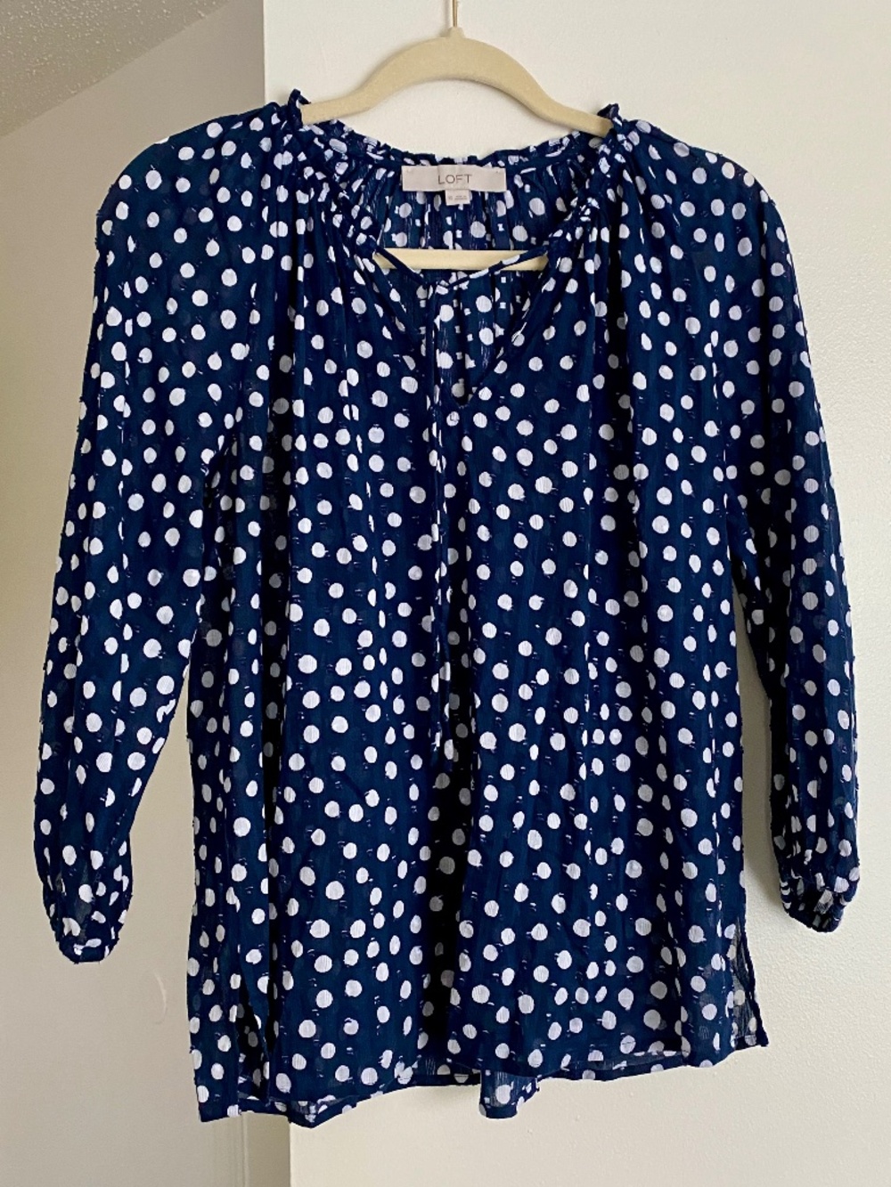 LOFT Women’s Blue & White Polka Dot Blouse – 100% Cotton – XS